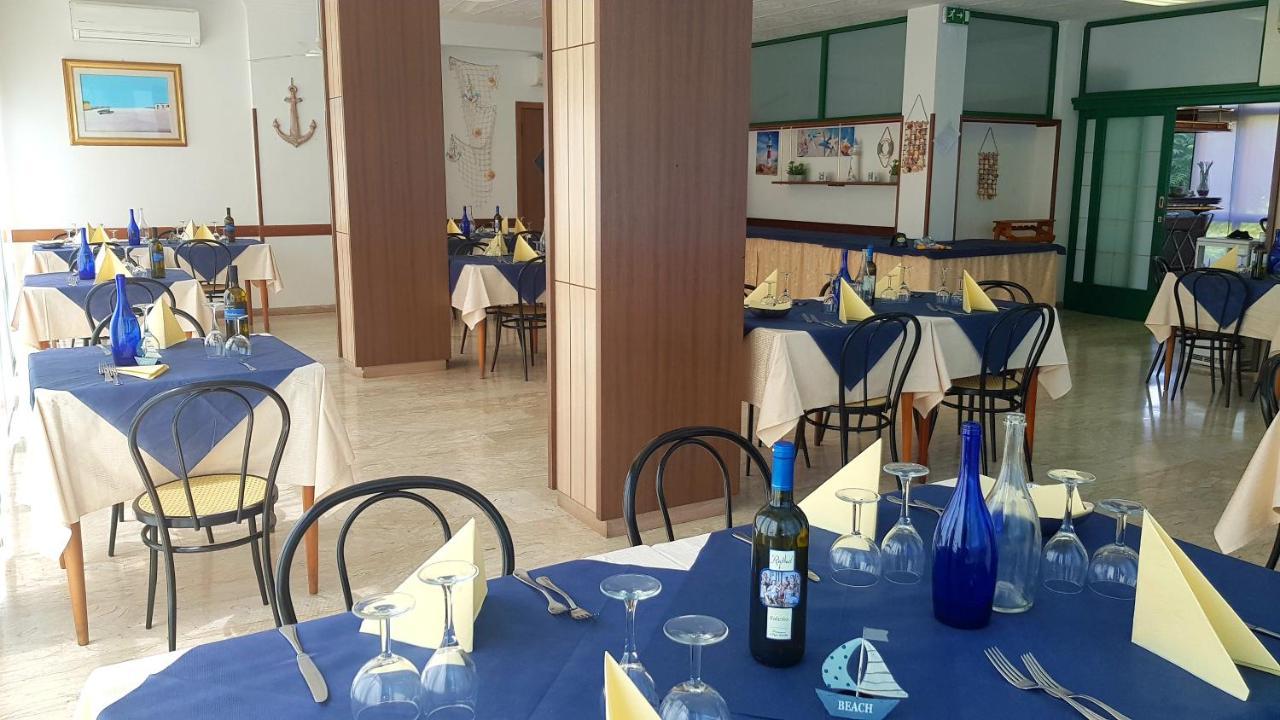Rivazzurra Hotel Pesaro Exterior photo